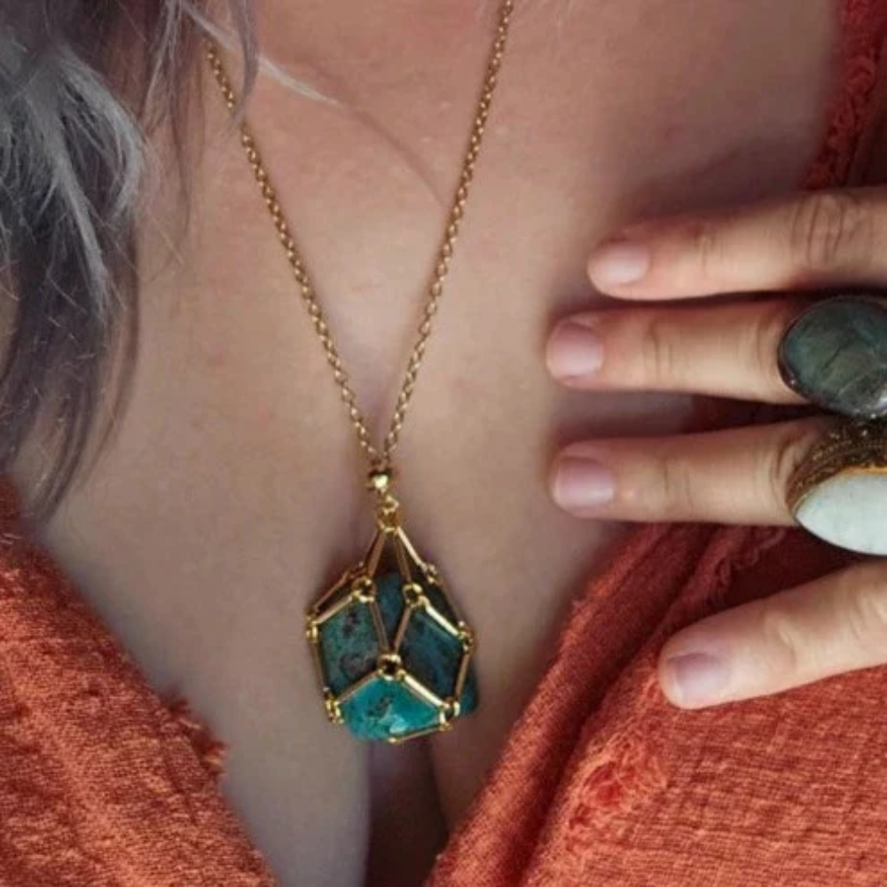 colier-cu-cristal-energetic-pentru-vindecarea-chakrelor-009